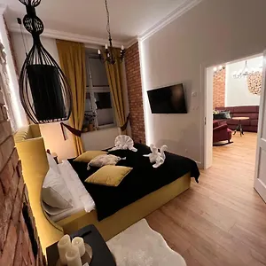 Brick Castle - Helga Apartmán Vratislav